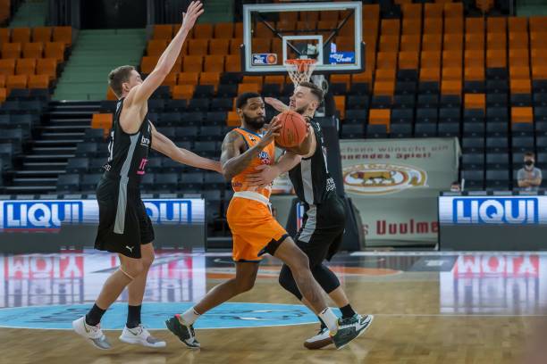 发阵容的公 发阵容的公