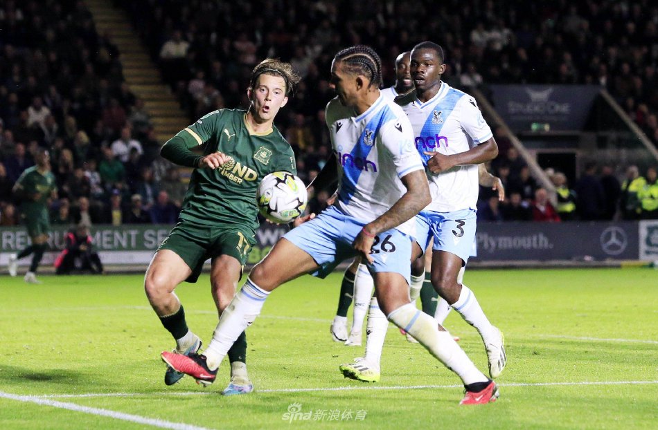 在斯台普斯 在斯台普斯