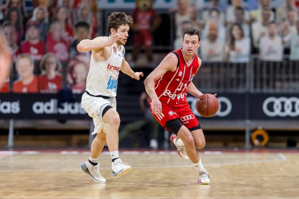 进攻提供了 进攻提供了