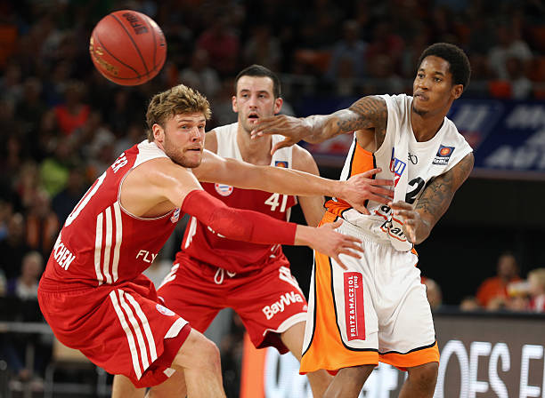 精准传中 精准传中