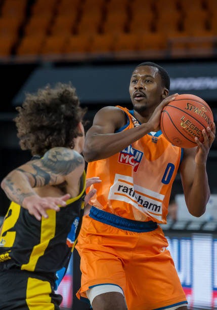 传统与革新 传统与革新