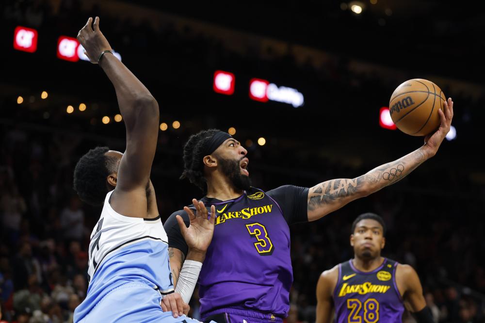 两回合较量 两回合较量