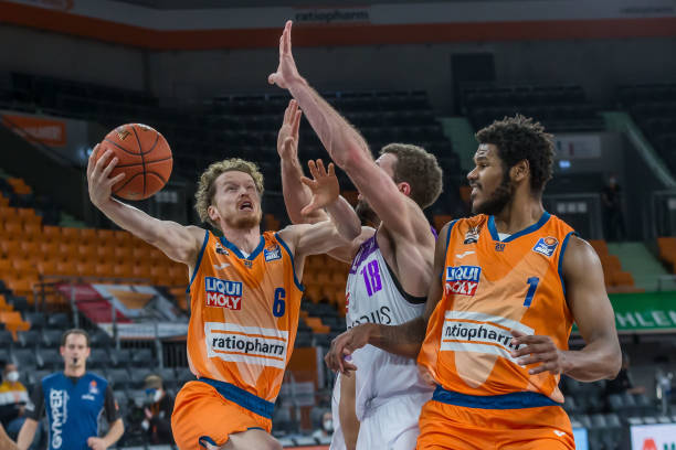 99击败热 99击败热